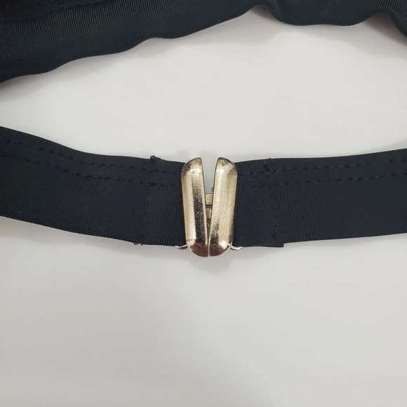 Unbranded Women's Black Basic Triangle Cup Hook Back Adjustable Bikini Top Sz S - Picture 3 of 4